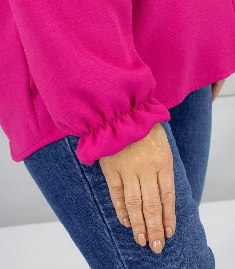 Elegancka bluzka oversize z delikatnie bufiastymi rękawami MARCELINA (Różowy) Elegancka bluzka oversize z delikatnie bufiastymi rękawami MARCELINA (Różowy)